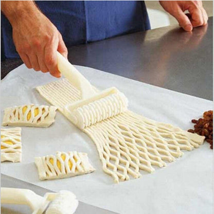 Plastic Pie Crust Lattice Cutter Roller by HitMyNeed