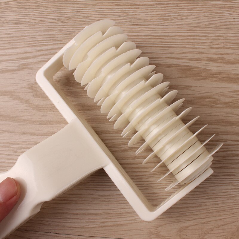 Plastic Pie Crust Lattice Cutter Roller by HitMyNeed