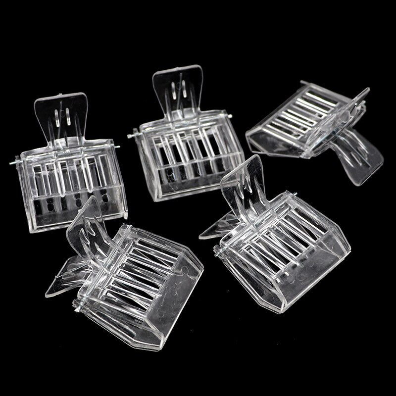 Plastic Queen Bee Catcher Clips, Set of 5 by HitMyNeed