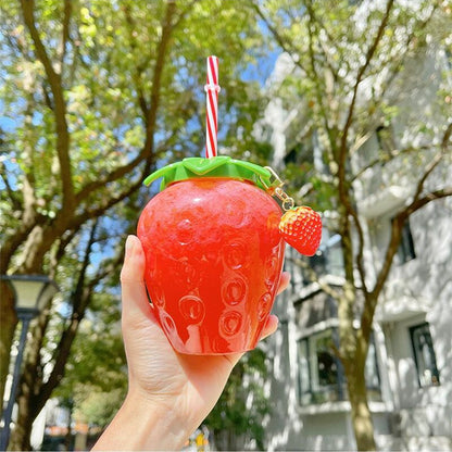 Plastic Strawberry Cup with Reusable Straw, 500 ml by HitMyNeed