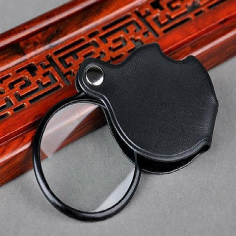Pocket Magnifying Glass with Leather Pouch 8x by HitMyNeed