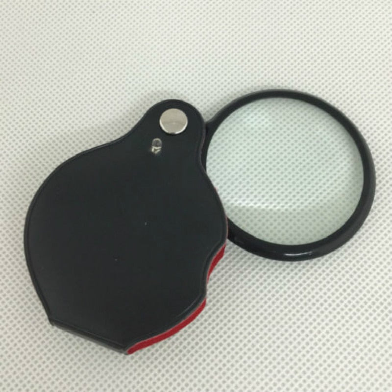 Pocket Magnifying Glass with Leather Pouch 8x by HitMyNeed