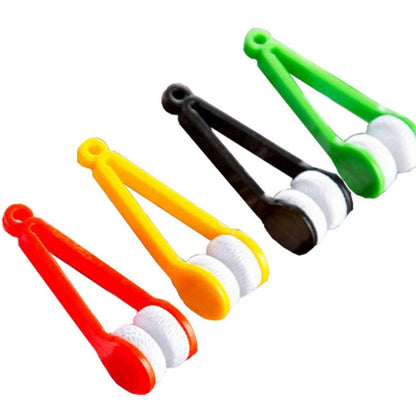 Portable Microfiber Eyeglass Cleaner Wiper by HitMyNeed