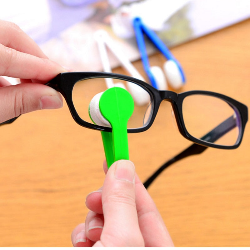 Portable Microfiber Eyeglass Cleaner Wiper by HitMyNeed