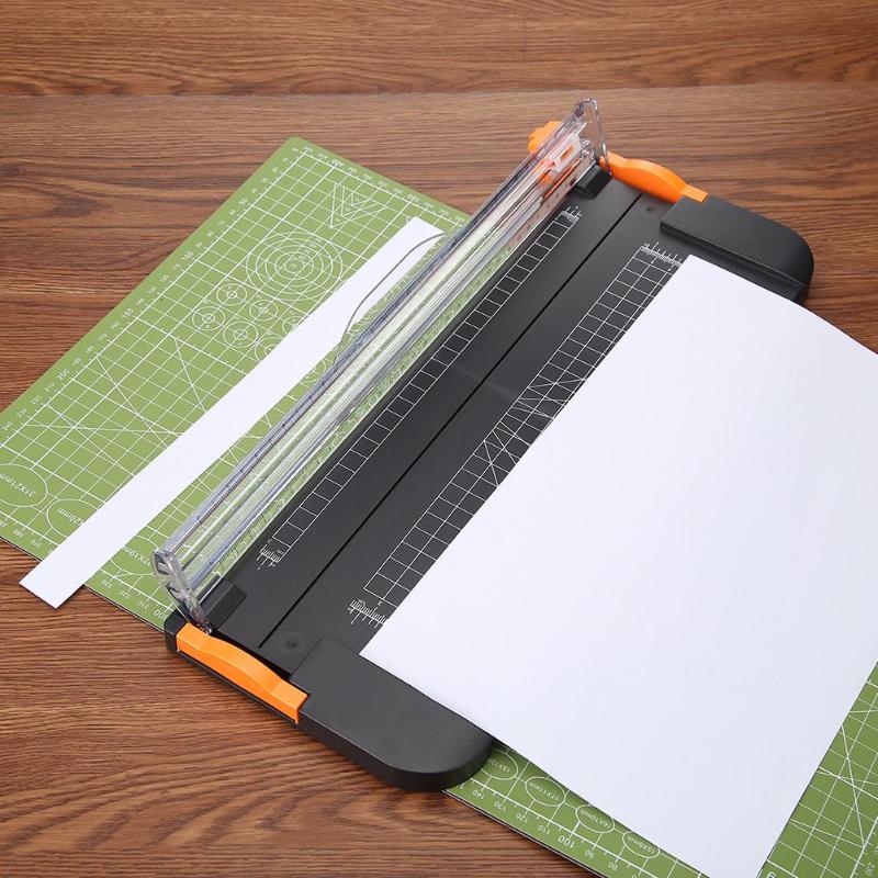 Portable Paper Cutting Machine with Alignment Guide by HitMyNeed