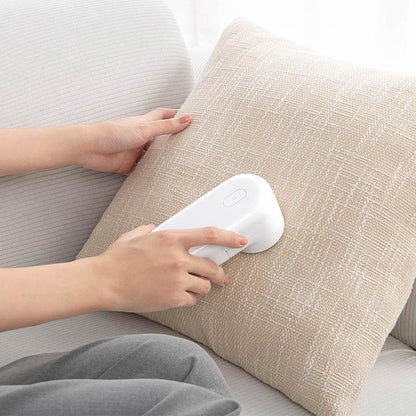 Portable Rechargeable Electric Lint Shaver by HitMyNeed