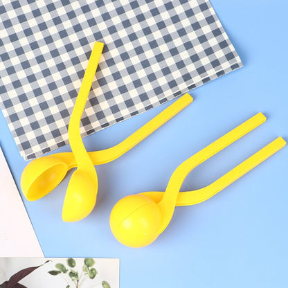 Portable Round Snowball Makers Set of 2 by HitMyNeed