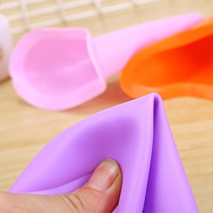 Portable Silicone Female Urination Device by HitMyNeed