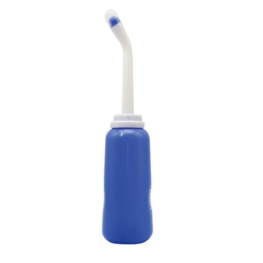 Portable Travel Bidet Bottle with Curved Nozzle 500ml by HitMyNeed