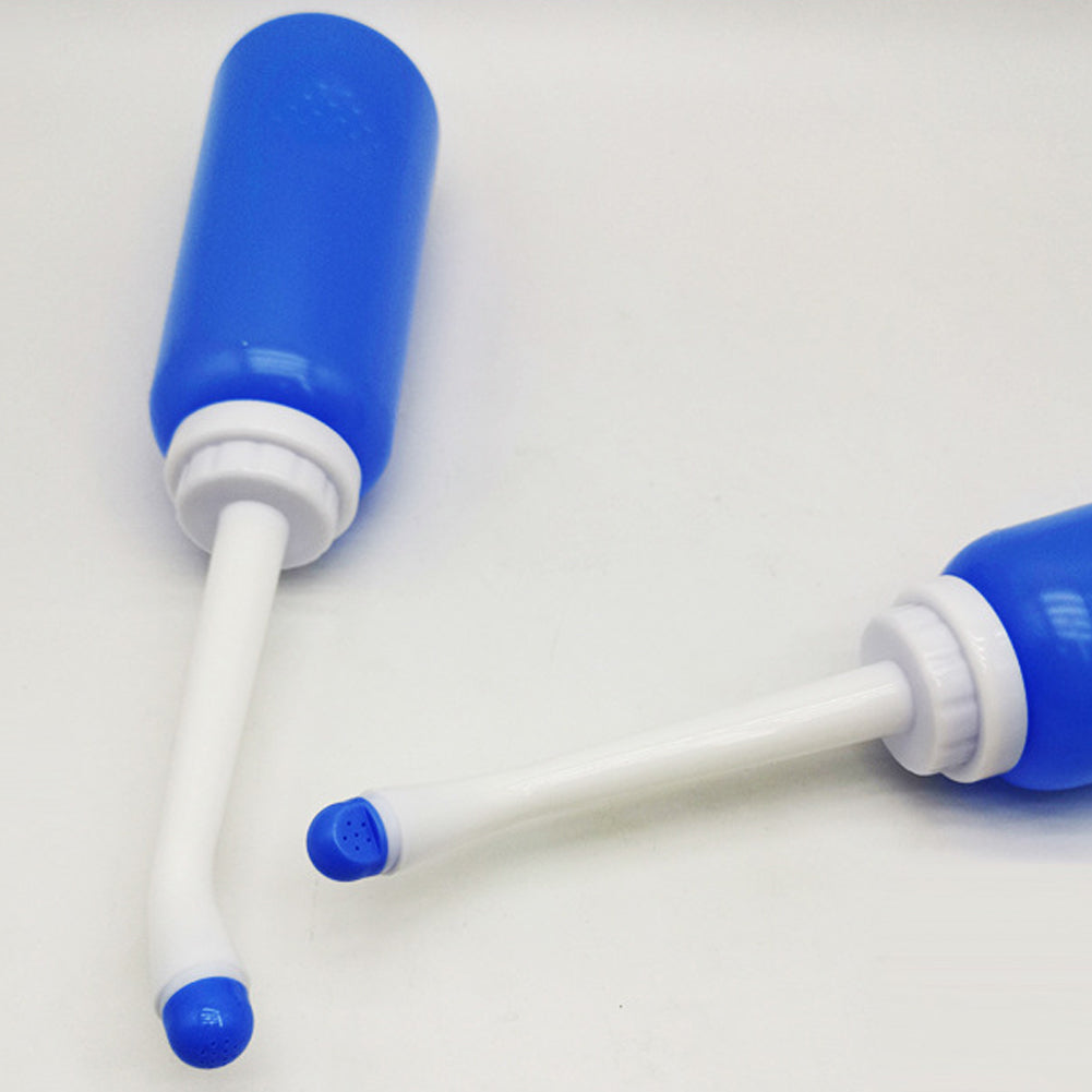 Portable Travel Bidet Bottle with Curved Nozzle 500ml by HitMyNeed