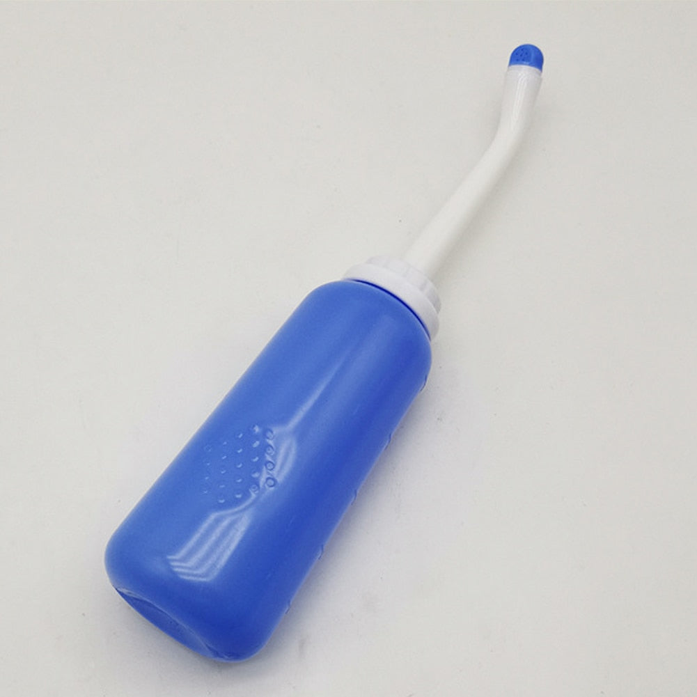 Portable Travel Bidet Bottle with Curved Nozzle 500ml by HitMyNeed