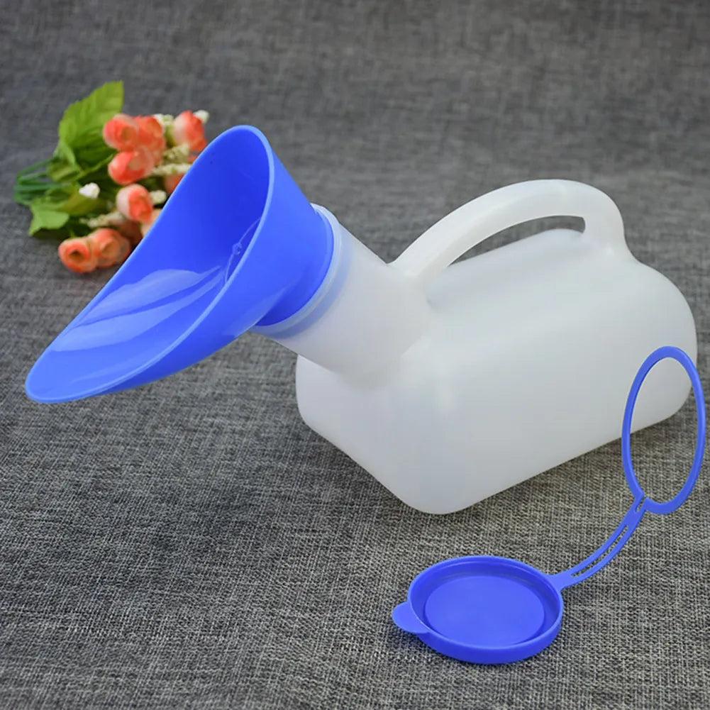 Portable Travel Camping Toilet with Lid & Liners by HitMyNeed