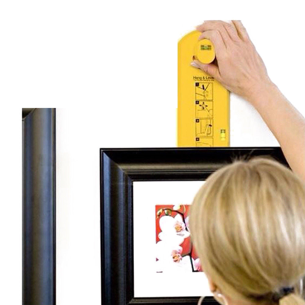 Professional Picture Hanging Tool with Level by HitMyNeed