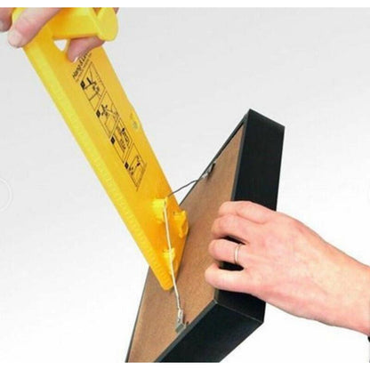 Professional Picture Hanging Tool with Level by HitMyNeed