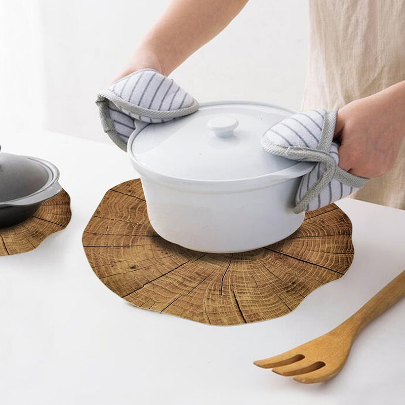 PVC Round Wood-Effect Placemats (Set of 2) by HitMyNeed