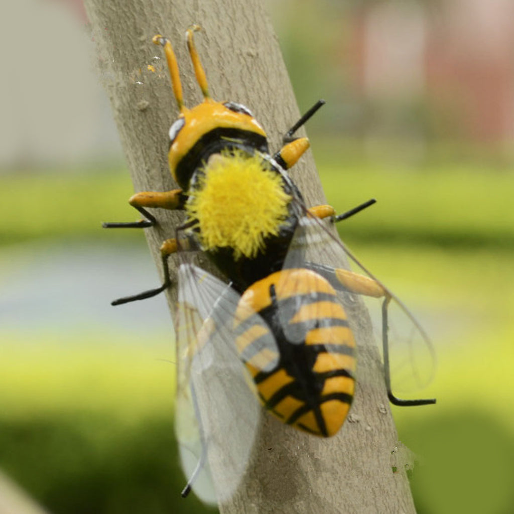 Realistic Bumble Bee Garden Ornaments (Set of 5) by HitMyNeed