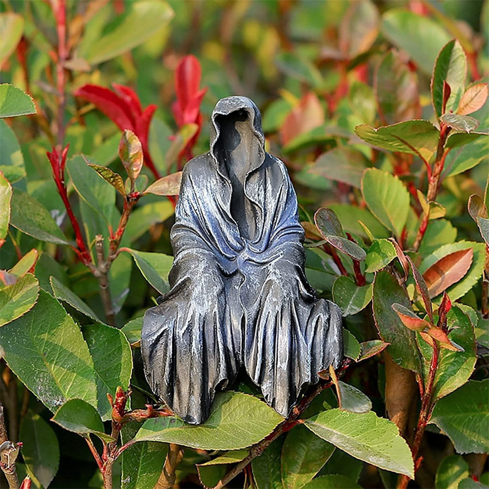 Reaping Solace Creeper Reaper Sitting Statue by HitMyNeed