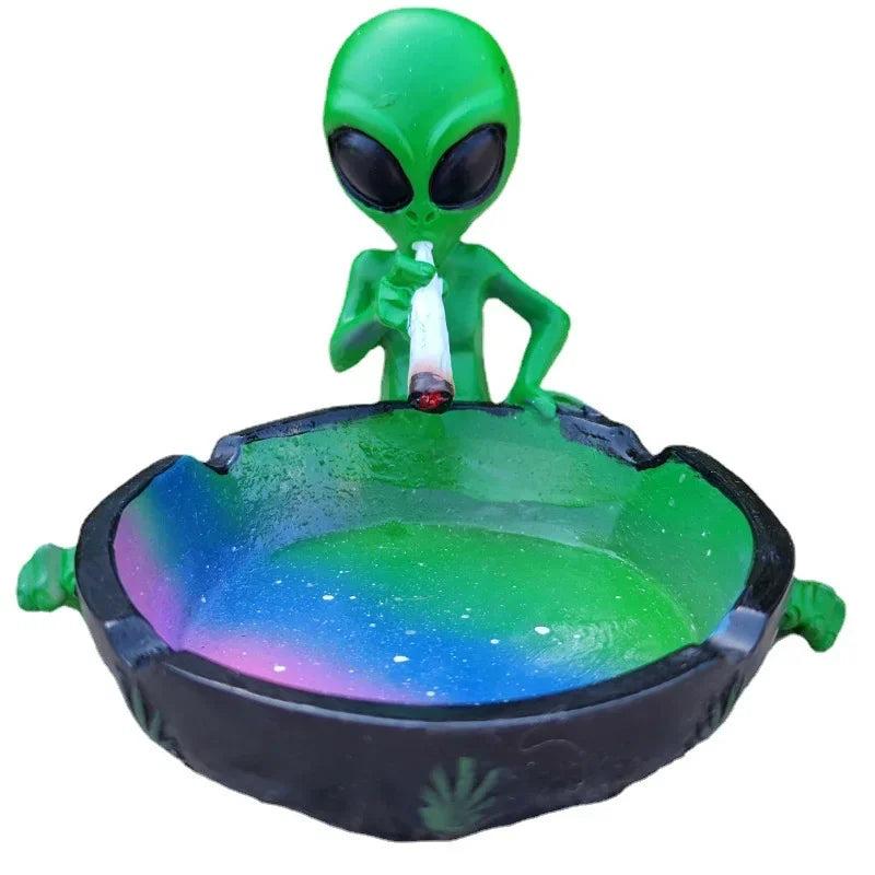 Resin Alien Ashtray with Starry Sky Design by HitMyNeed