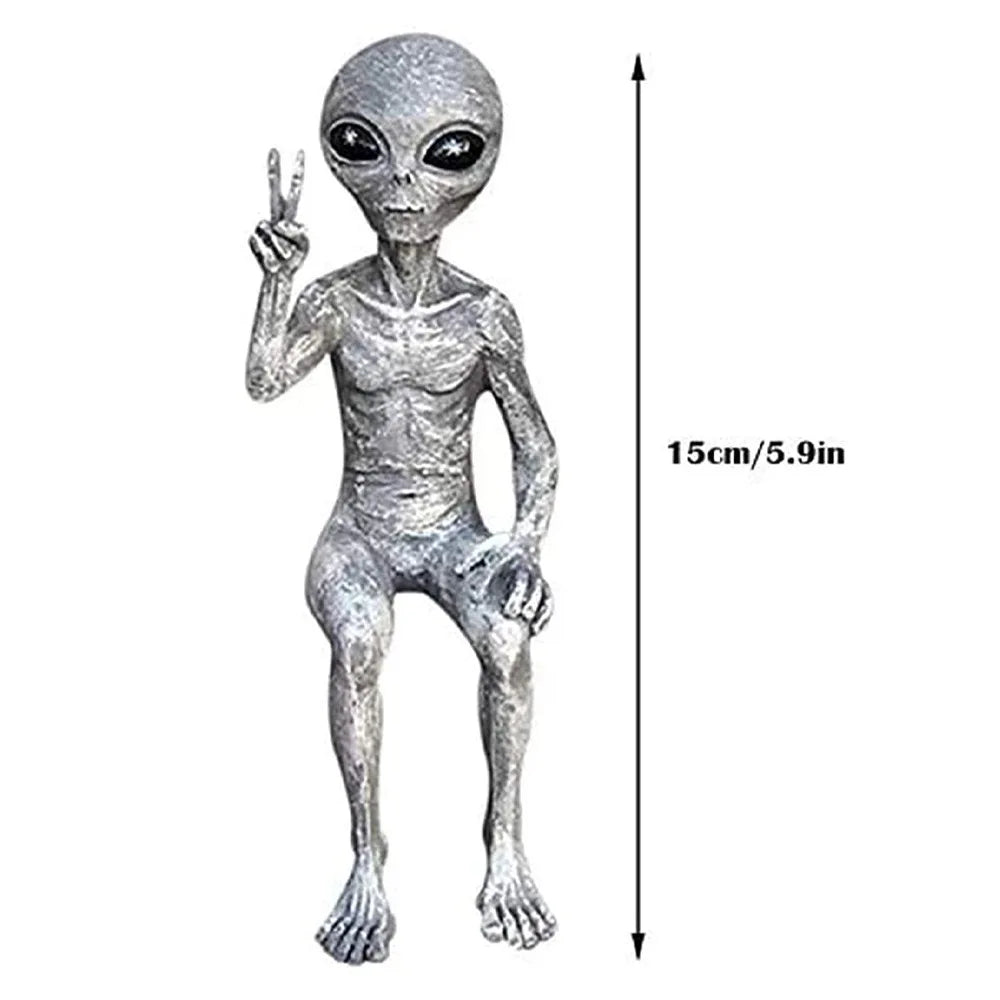Resin Alien Garden Statue UFO Dwarf Ornament 15cm by HitMyNeed