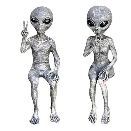 Resin Alien Garden Statue UFO Dwarf Ornament 15cm by HitMyNeed