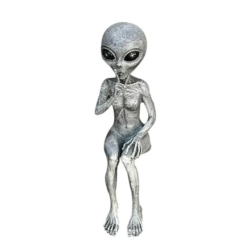 Resin Alien Garden Statue UFO Dwarf Ornament 15cm shh by HitMyNeed