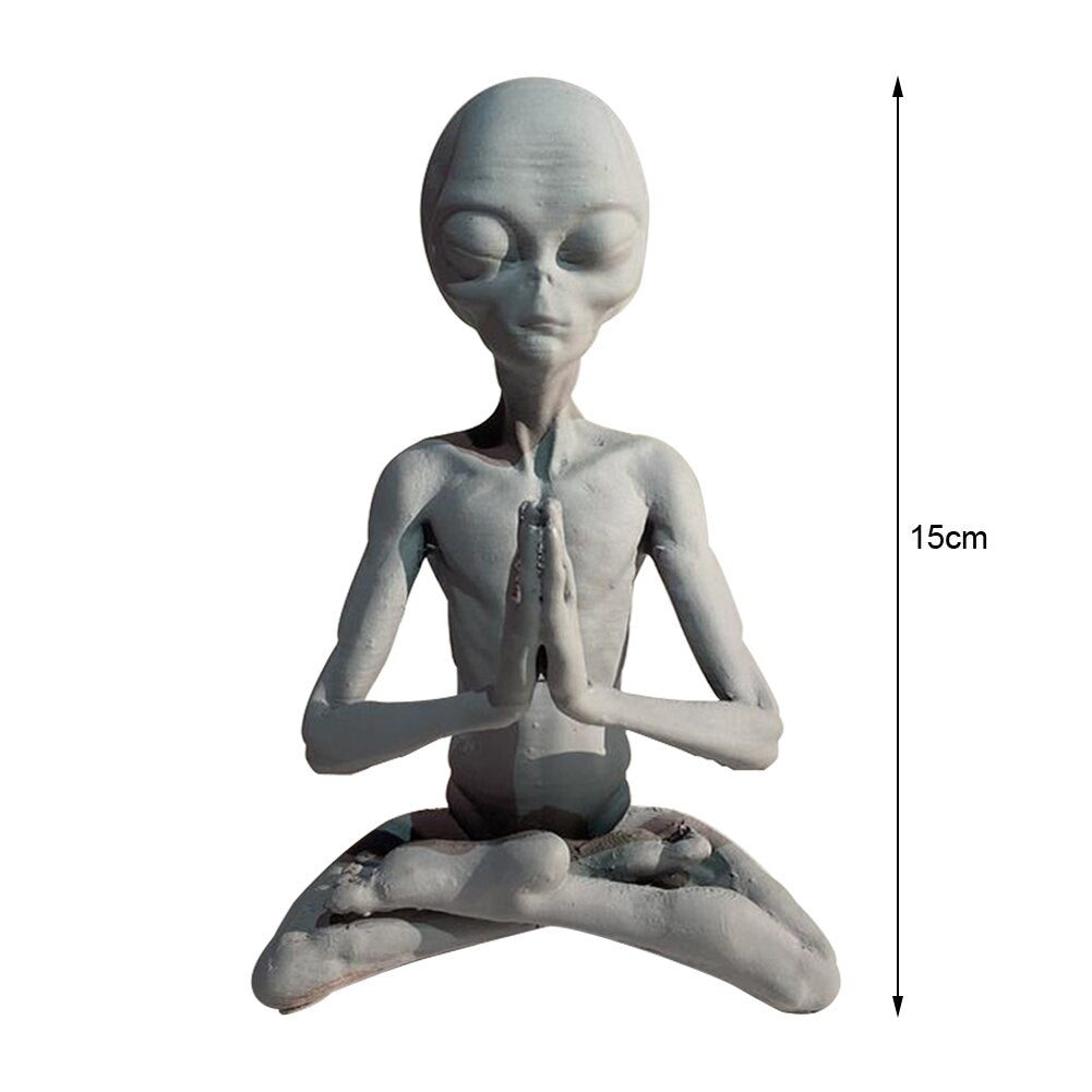 Resin Meditating Alien Garden Ornament Statue by HitMyNeed