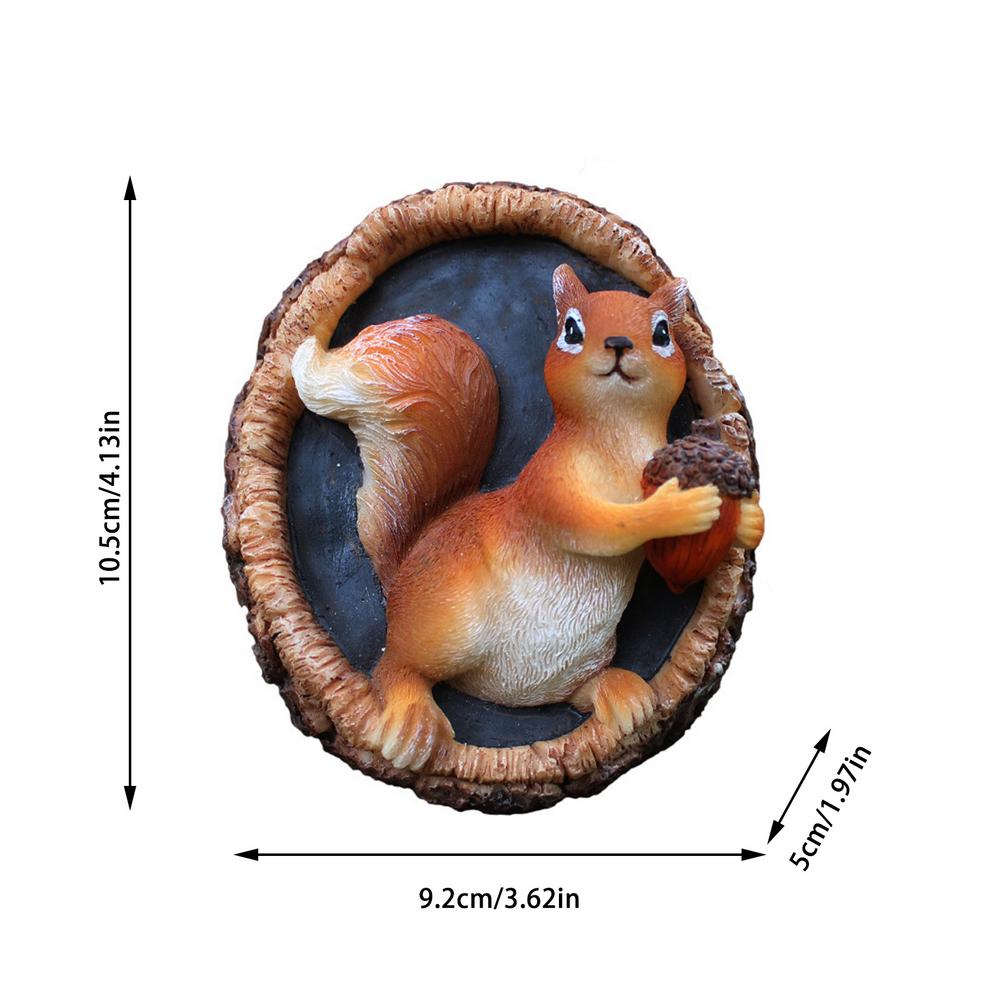 Resin Outdoor Squirrel Tree Decoration by HitMyNeed