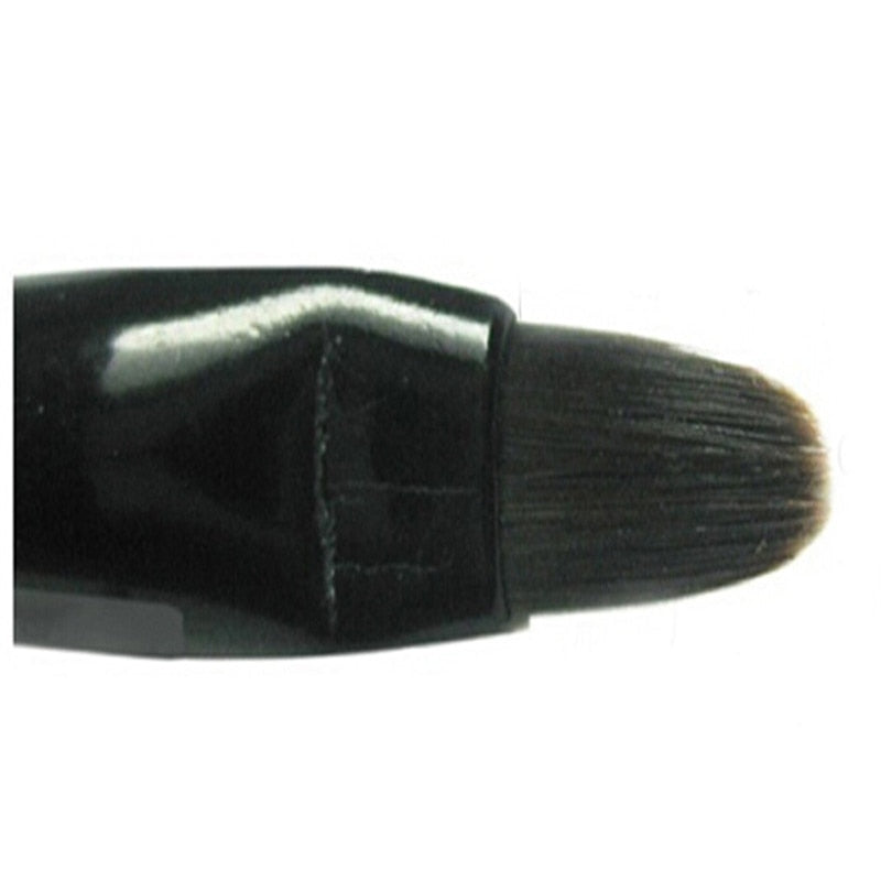 Retractable Lip Brush with Synthetic Bristles by HitMyNeed