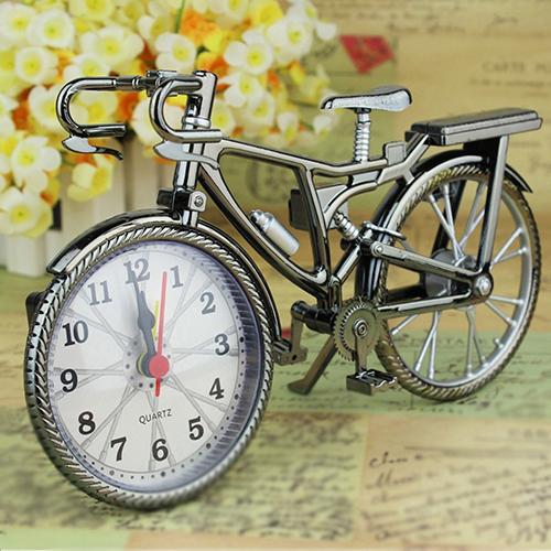 Retro Bicycle Alarm Clock Home Decor by HitMyNeed