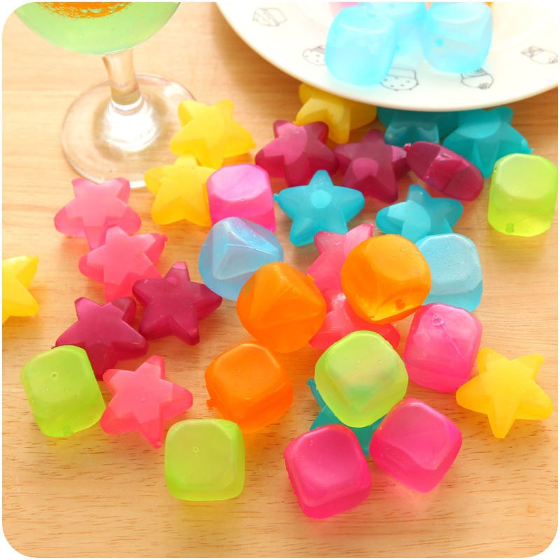 Reusable Plastic Ice Cubes Set (6 Pieces) by HitMyNeed