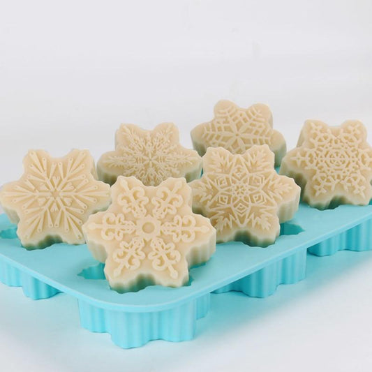 Reusable Silicone 6-Cavity Snowflake Mold Tray by HitMyNeed