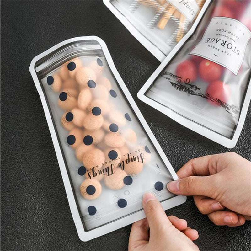 Reusable Silicone Food Storage Bags (Set of 4) by HitMyNeed