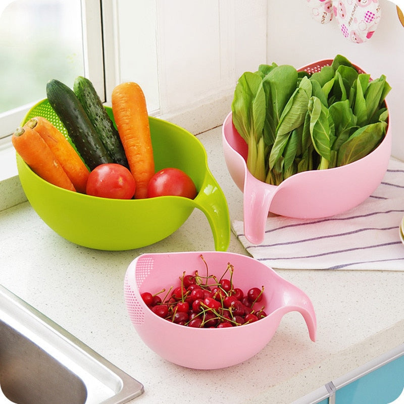 Rice Washing Strainer Bowl with Handle by HitMyNeed