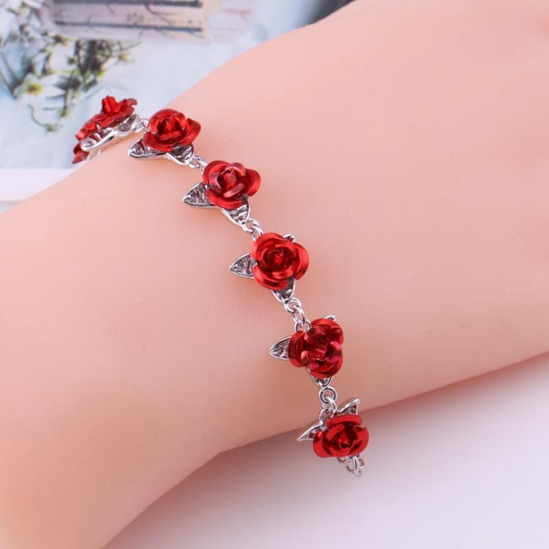 Rose Chain Bracelet with Red Rosettes by HitMyNeed