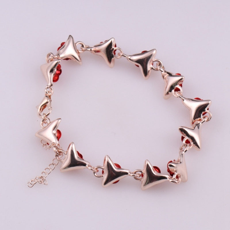 Rose Chain Bracelet with Red Rosettes by HitMyNeed