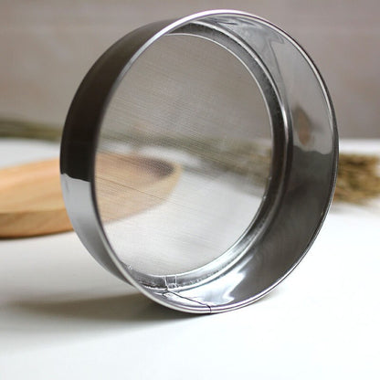 Round Stainless Steel Flour Sieve 15cm by HitMyNeed