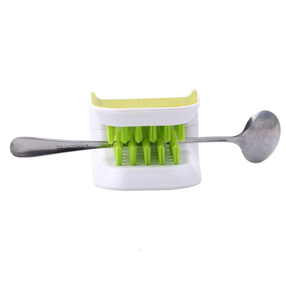 Safety Cleaning Brush for Knives & Cutlery by HitMyNeed