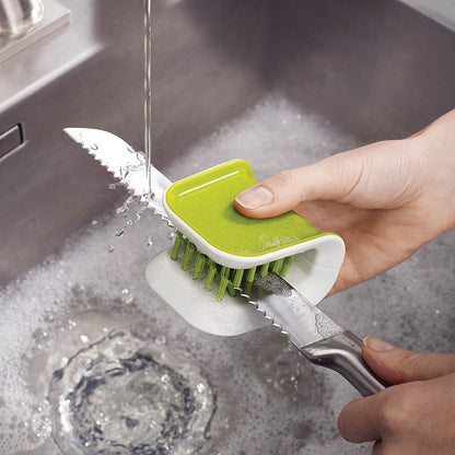 Safety Cleaning Brush for Knives & Cutlery by HitMyNeed