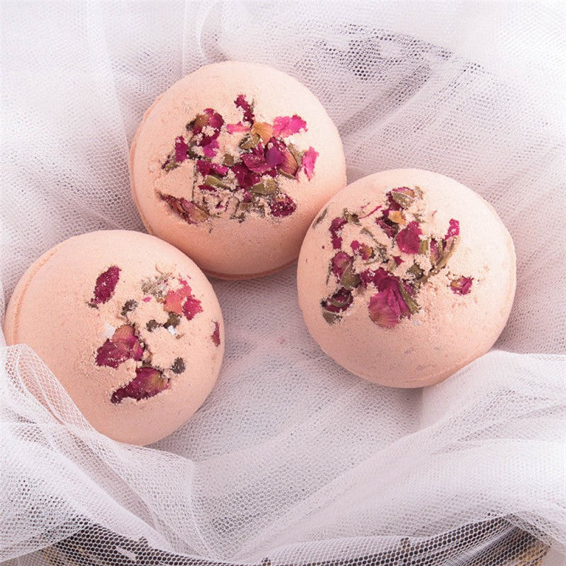 Salt Aromatherapy Bath Bomb with Essential Oils by HitMyNeed