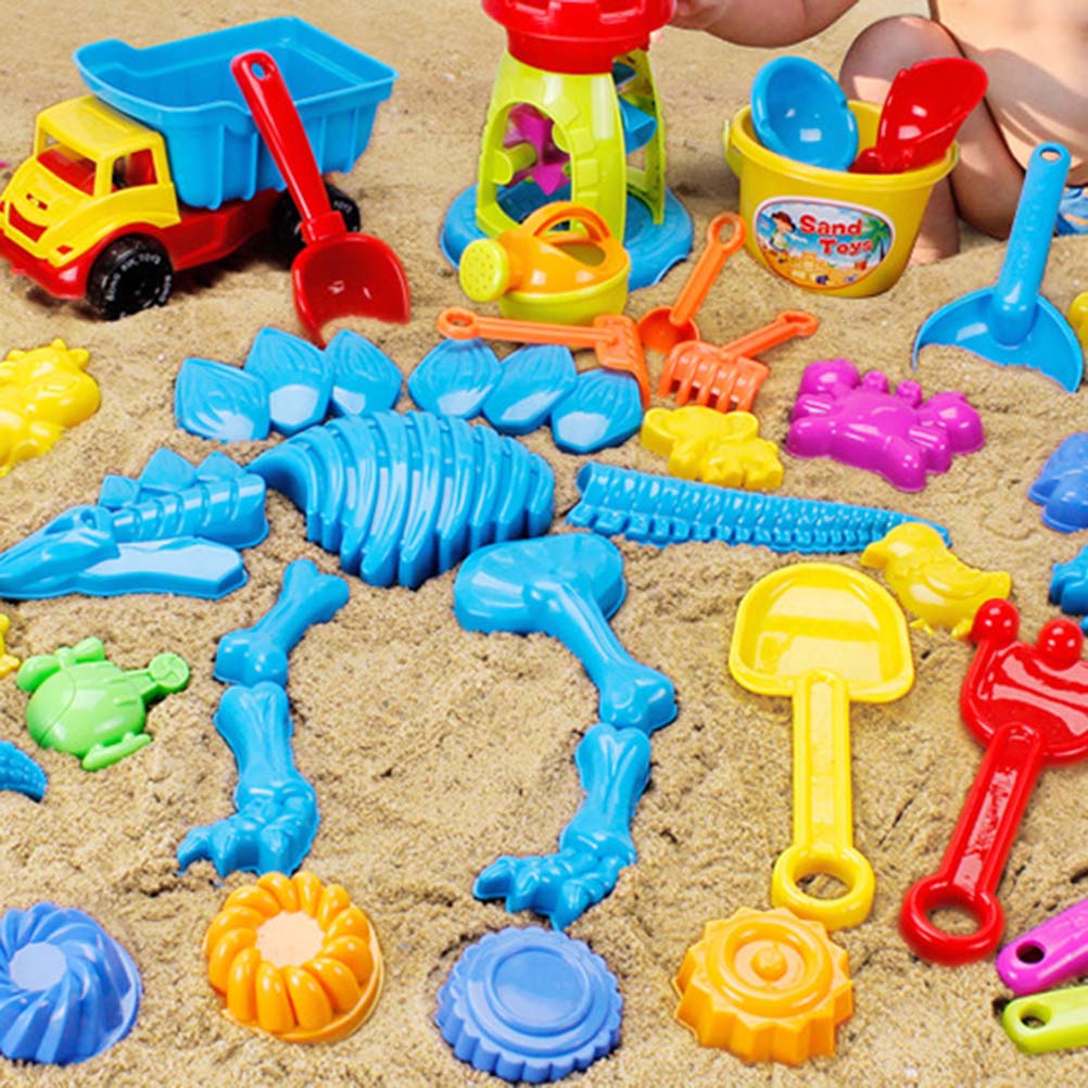 Sandbox Toys 21-Piece Beach and Sand Play Set by HitMyNeed