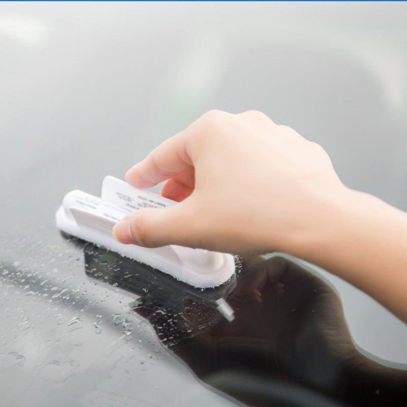 Self-Absorbing Glass Window Wiper Cleaning Tool by HitMyNeed