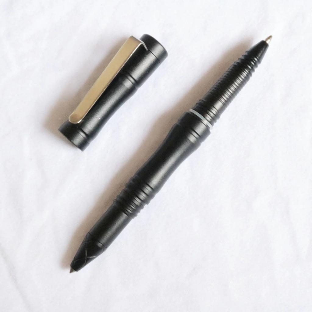 Self-Defence Tactical Pen with Tungsten Steel Head by HitMyNeed