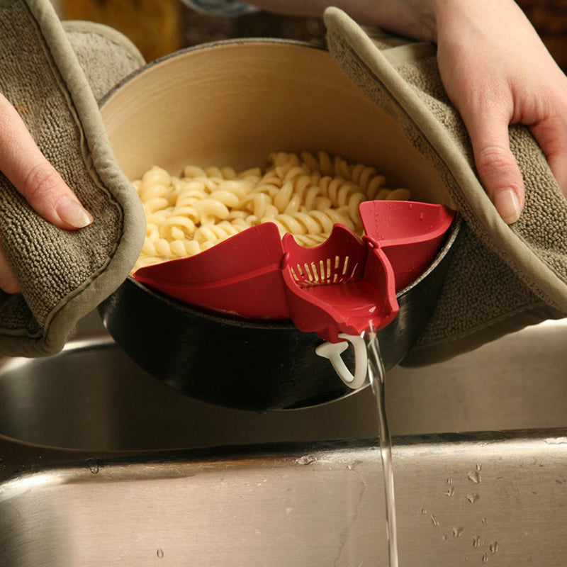 Silicone Clip-On Pouring Spout with Strainer by HitMyNeed