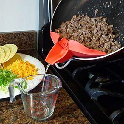 Silicone Clip-On Pouring Spout with Strainer by HitMyNeed