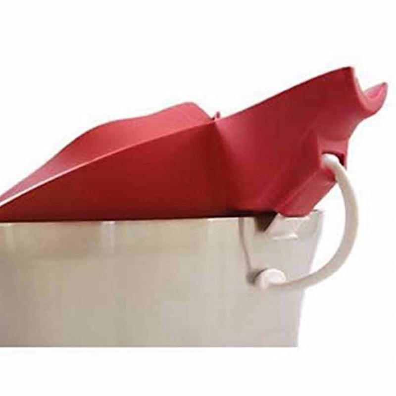 Silicone Clip-On Pouring Spout with Strainer by HitMyNeed