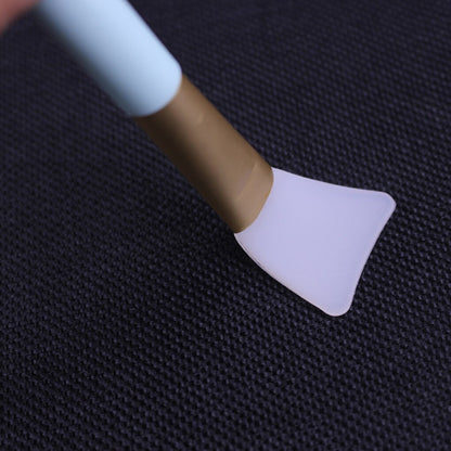 Silicone Face Mask Brush Applicator by HitMyNeed