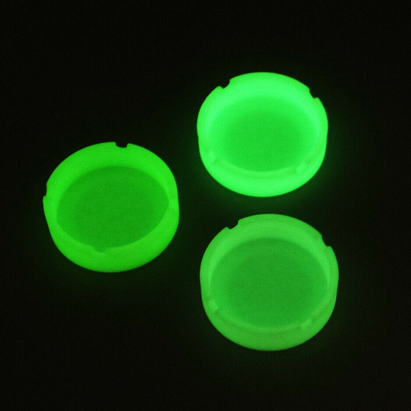 Silicone Glow-in-the-Dark Ashtray by HitMyNeed