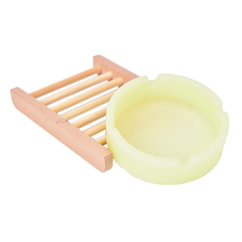 Silicone Glow-in-the-Dark Ashtray by HitMyNeed