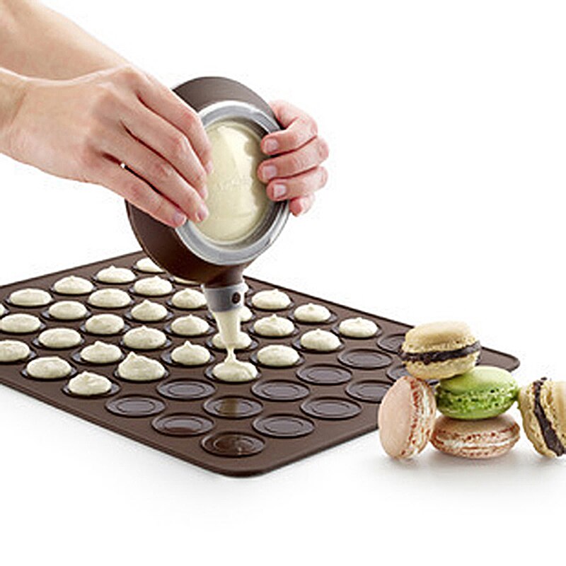 Silicone Macaron Baking Mat with 30 Guides by HitMyNeed