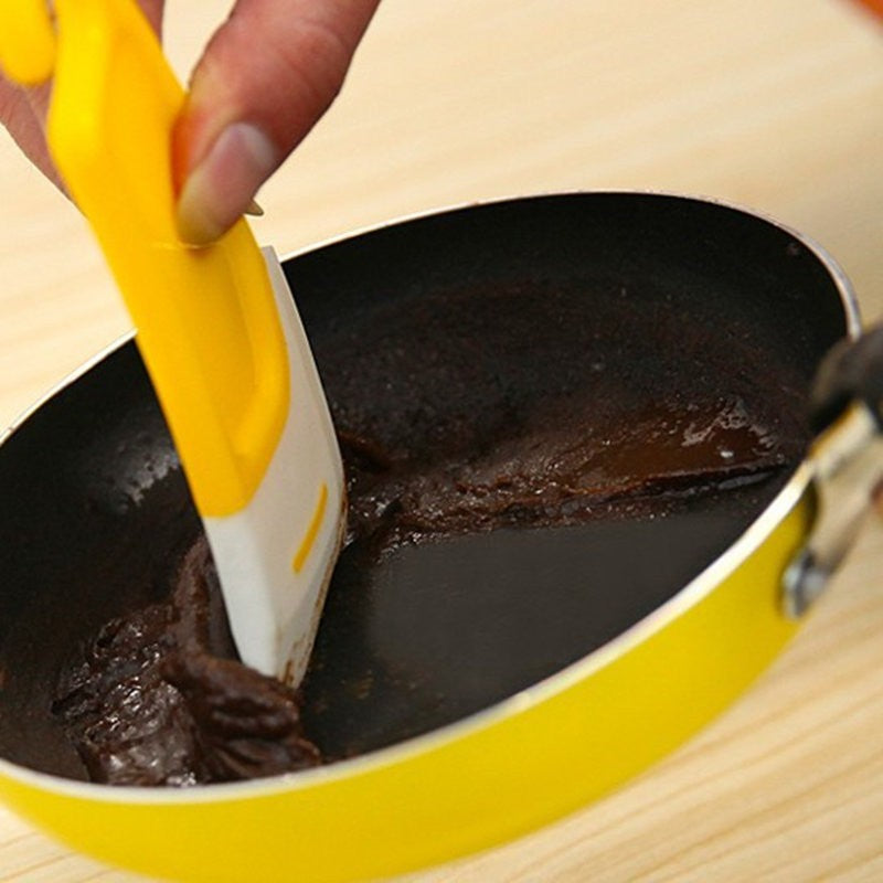 Silicone Pan Scraper Kitchen Spatula 16cm by HitMyNeed